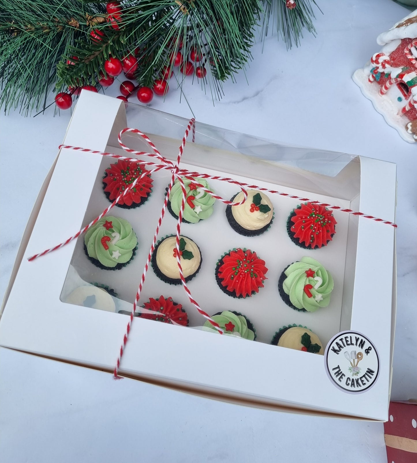 12 pack Mini Christmas cupcakes - Pick up only