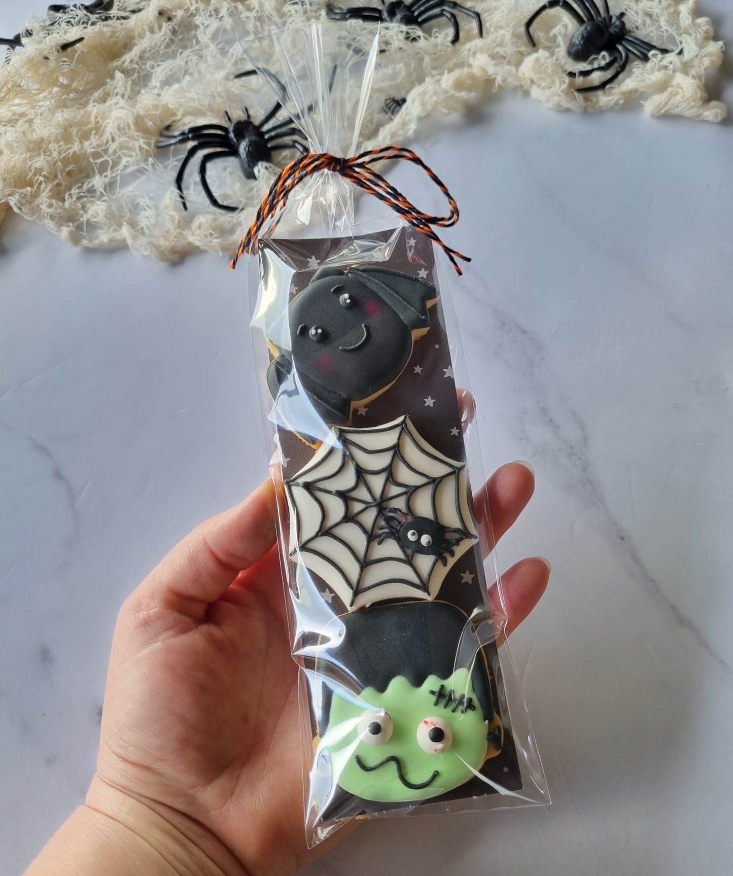 3 pack of mini Halloween cookies