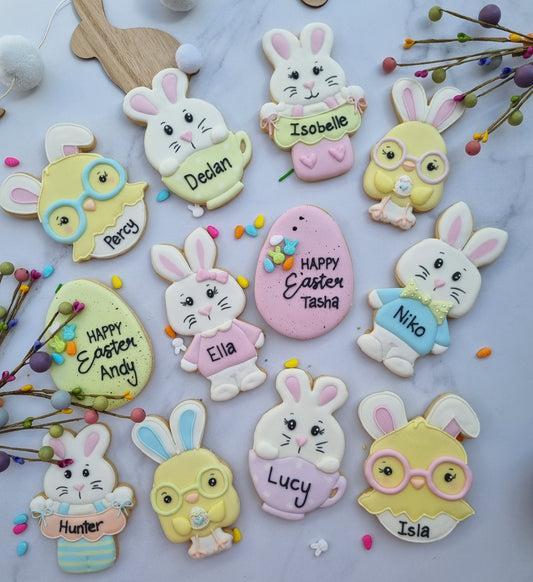 Single iced cookies