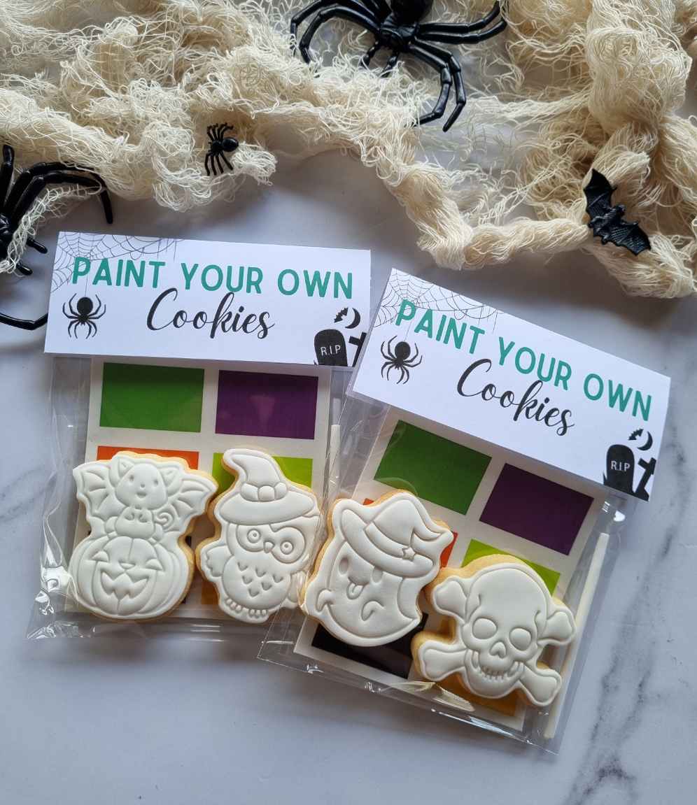 Paint or colour your own Halloween cookies